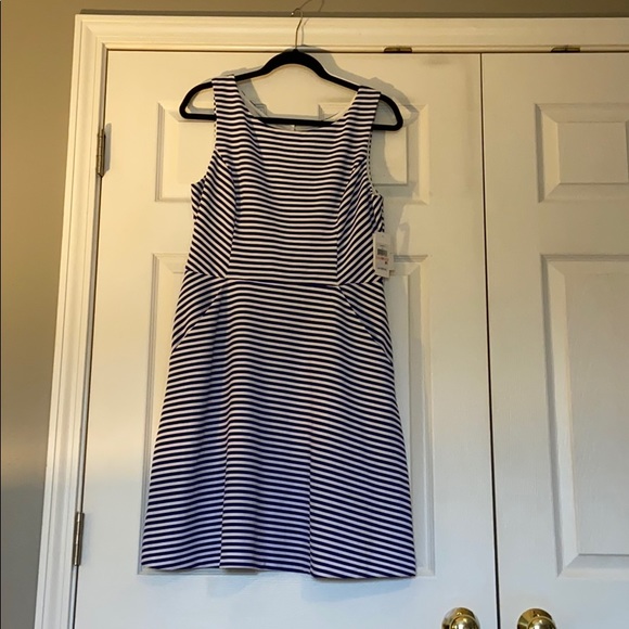 Jessica Simpson dress